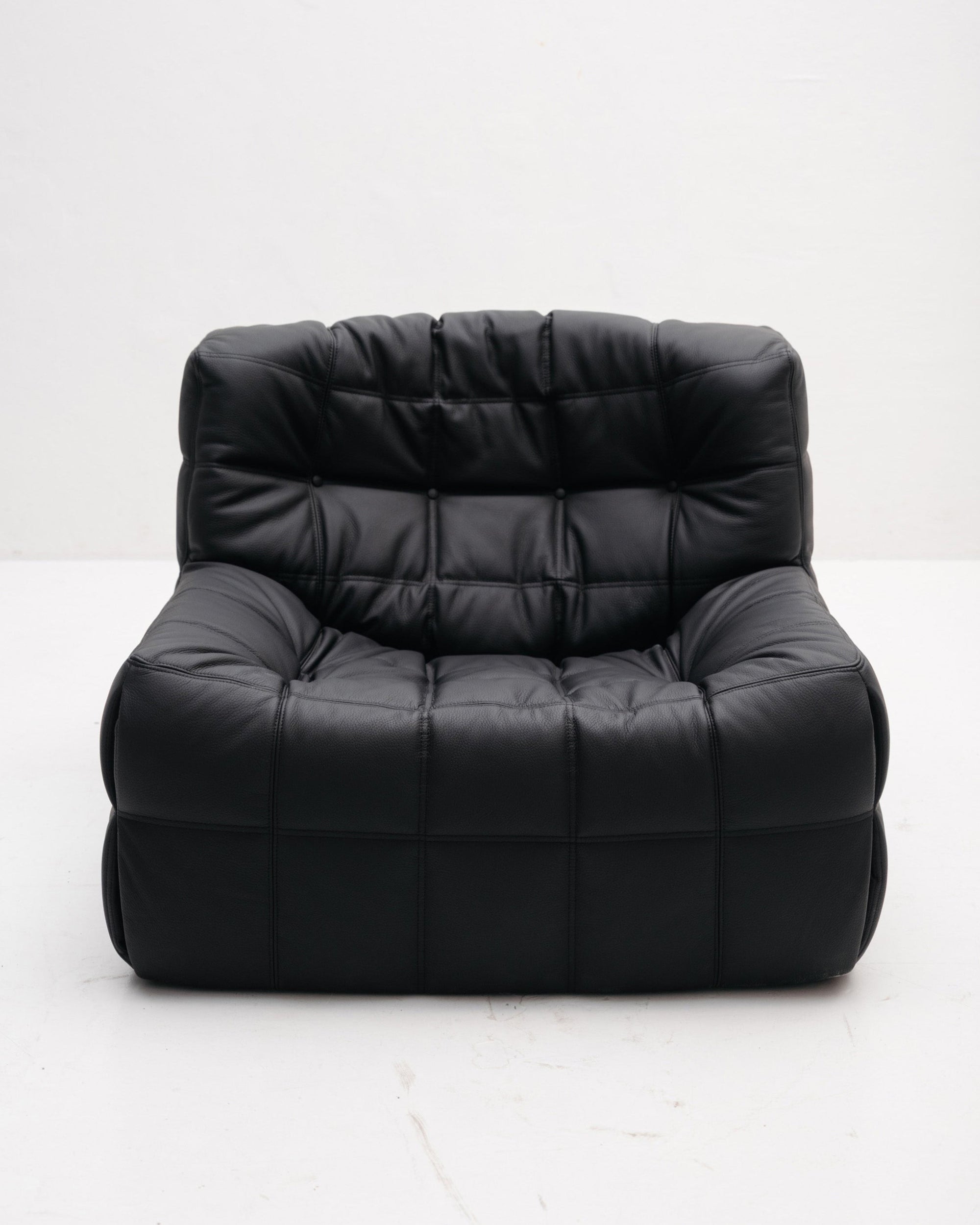 Black Leather Kashima 1-Seater by Michel Ducaroy for Ligne Roset