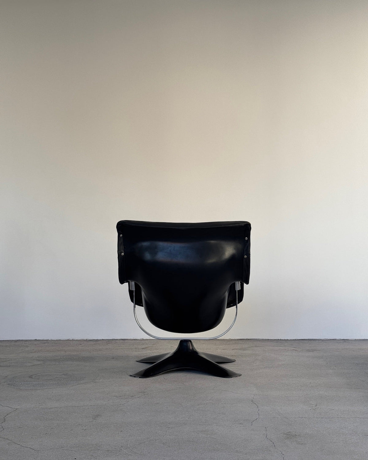 Black Karuselli Lounge Chair by Yrjö Kukkapuro