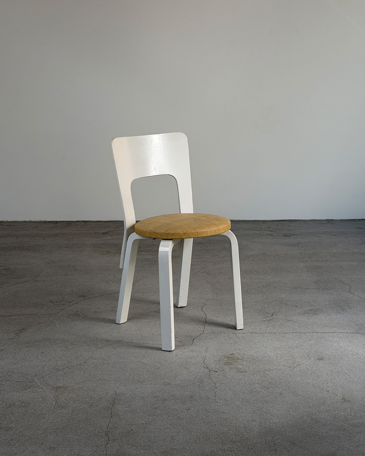White Artek 66 Chair with Bast Cloth Seat by Alvar Aalto