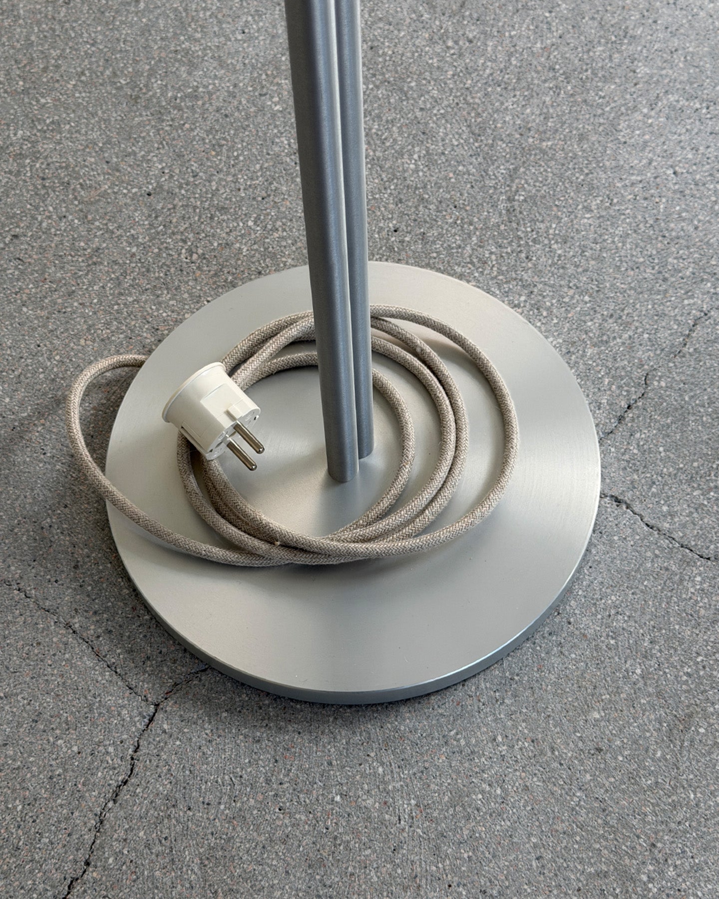 TEX001 Floor Lamp by Studio D-ja