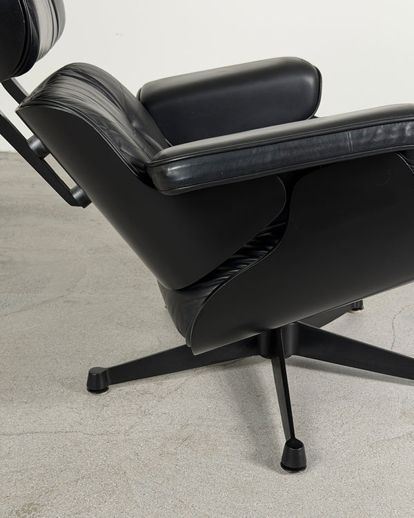 Vitra Black Eames Lounge Chair by Charles & Ray Eames, 1980s