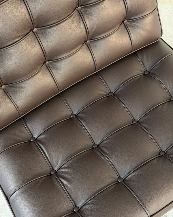 Brown Leather Barcelona Chair by Ludwig Mies van der Rohe for Knoll