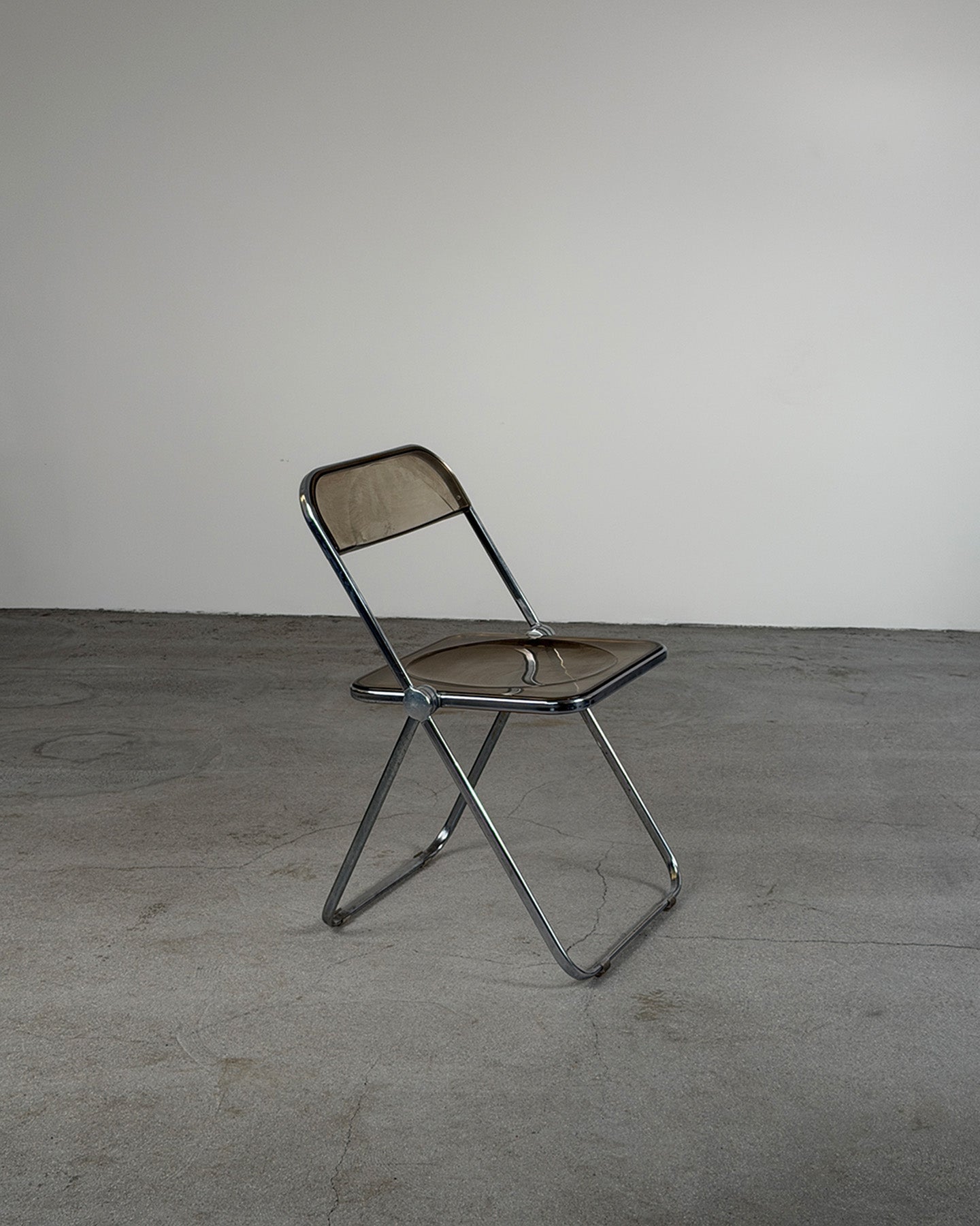 Smoky 'Plia' Folding Chair By Giancarlo Piretti for Anonima Castelli