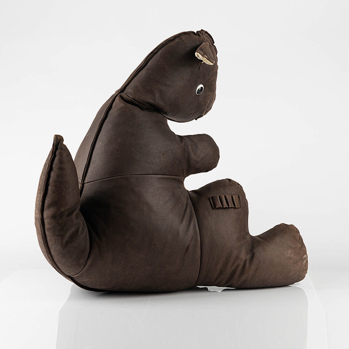 Vintage 1960s Leather Kangaroo Magazine Holder